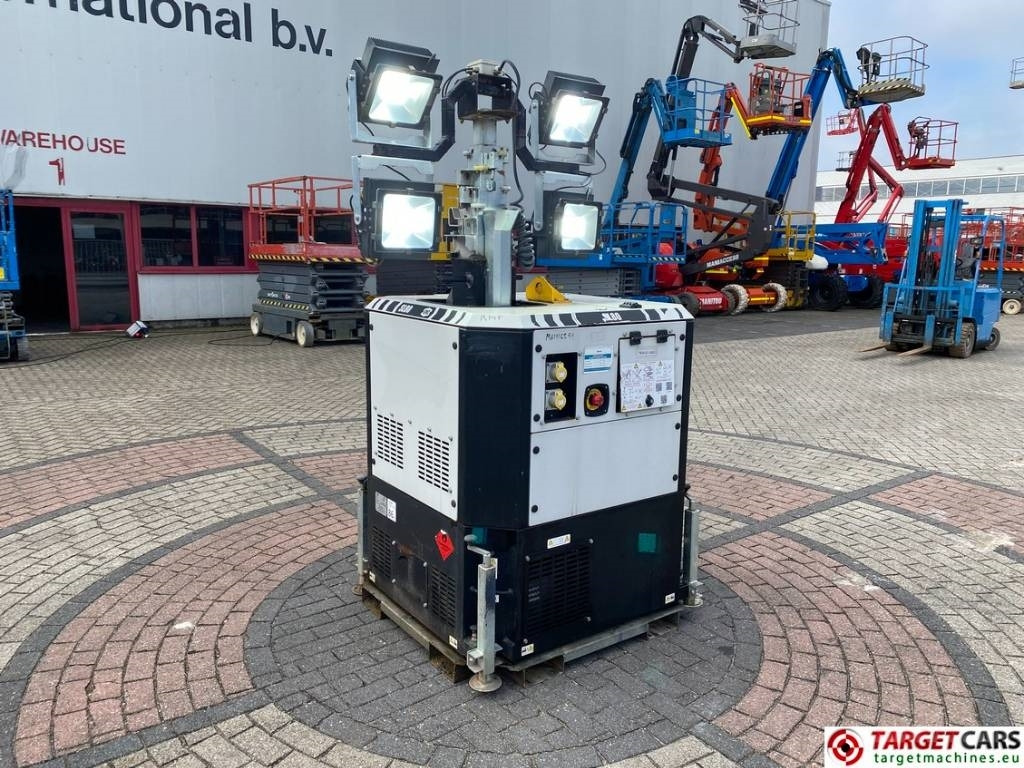 SMC SL80 Tower Light SL80K 4x300W Led - Razsvetljevalni stolp: slika 1 SMC SL80 Tower Light SL80K 4x300W Led - Razsvetljevalni stolp: slika 1
