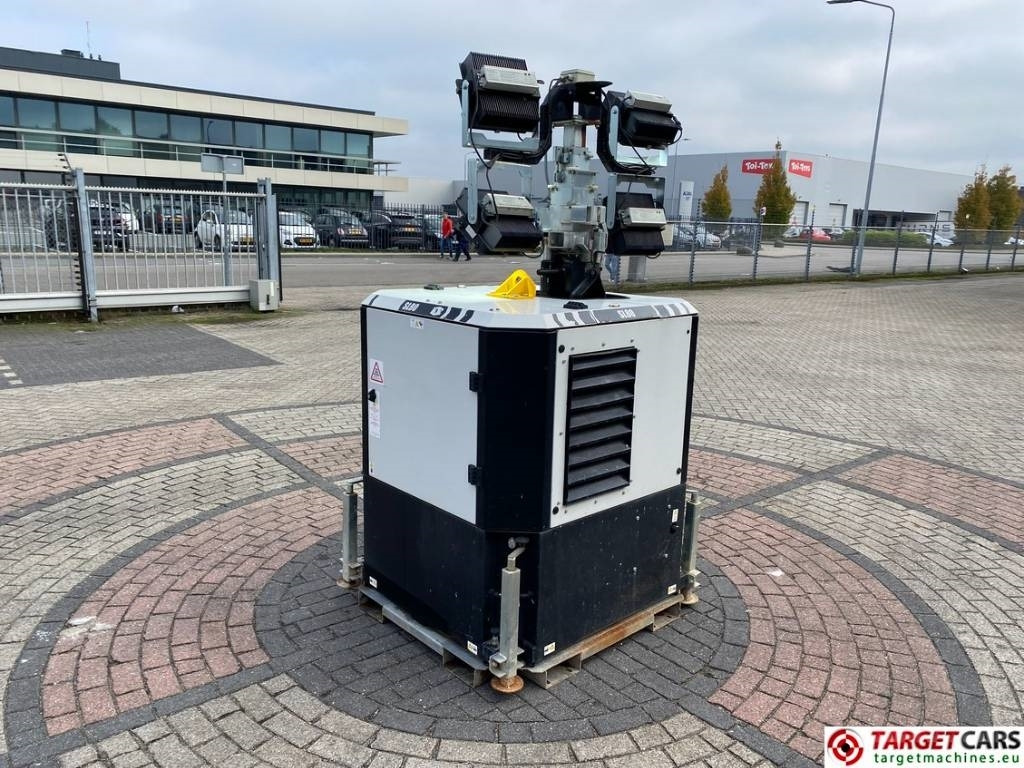 SMC SL80 Tower Light SL80K 4x300W Led - Razsvetljevalni stolp: slika 3 SMC SL80 Tower Light SL80K 4x300W Led - Razsvetljevalni stolp: slika 3