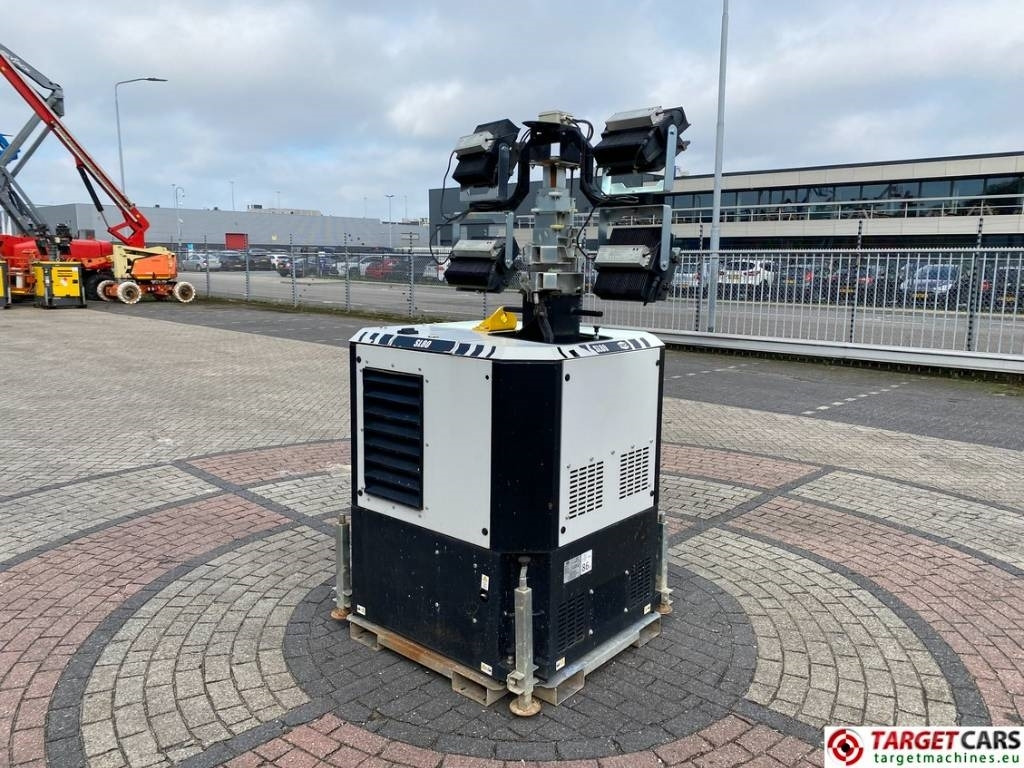 SMC SL80 Tower Light SL80K 4x300W Led - Razsvetljevalni stolp: slika 2 SMC SL80 Tower Light SL80K 4x300W Led - Razsvetljevalni stolp: slika 2