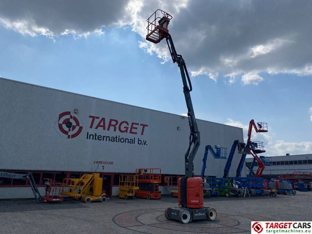 SkyJack SJ30 ARJE Articulated Electric Boom Work Lift 11M - Zglobna dvižna ploščad: slika 5 SkyJack SJ30 ARJE Articulated Electric Boom Work Lift 11M - Zglobna dvižna ploščad: slika 5