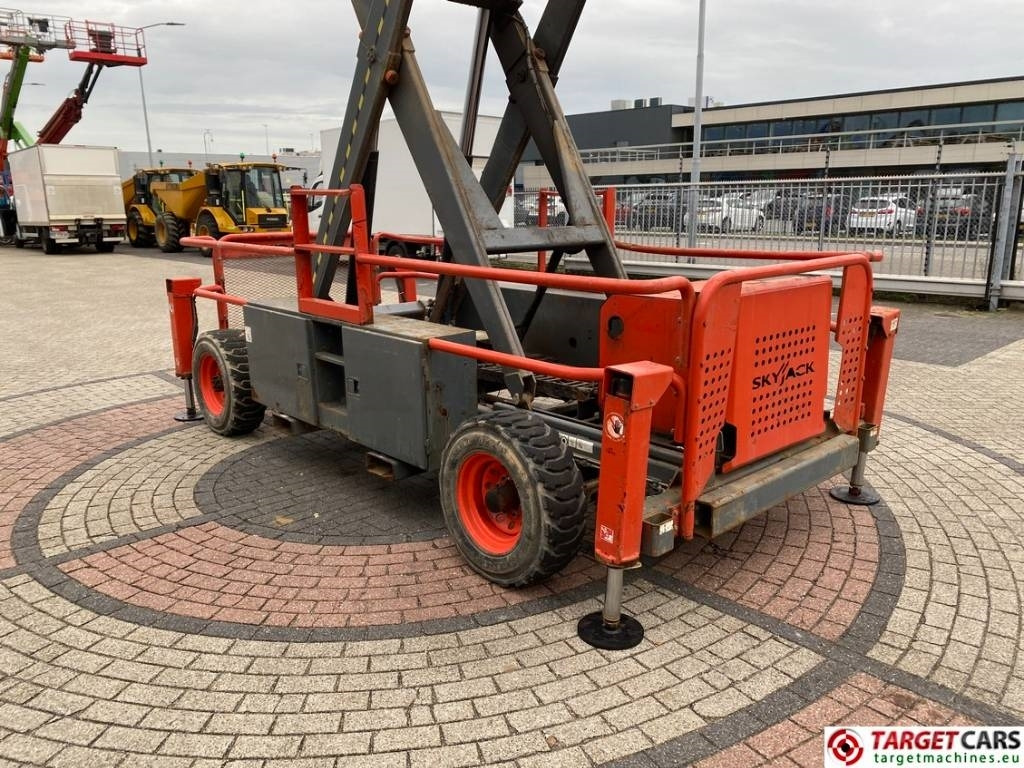 Škarjasta dvižna ploščad SkyJack SJ9250 RT Diesel 4x4 Scissor Work Lift 1720cm: slika 30