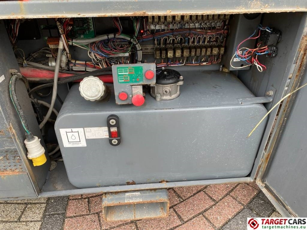 Škarjasta dvižna ploščad SkyJack SJ9250 RT Diesel 4x4 Scissor Work Lift 1720cm: slika 13