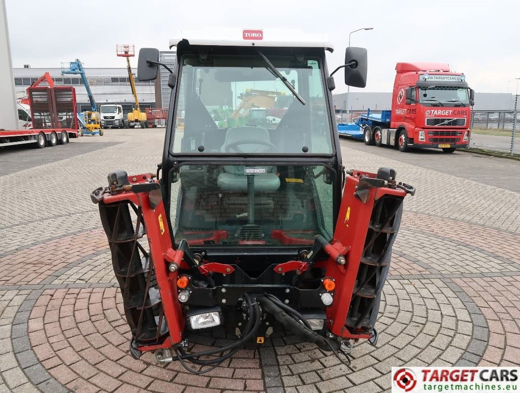 Toro LT3340 3-Gang Hydro 4WD Cylinder Reel Mower - Vrtna kosilnica: slika 3 Toro LT3340 3-Gang Hydro 4WD Cylinder Reel Mower - Vrtna kosilnica: slika 3