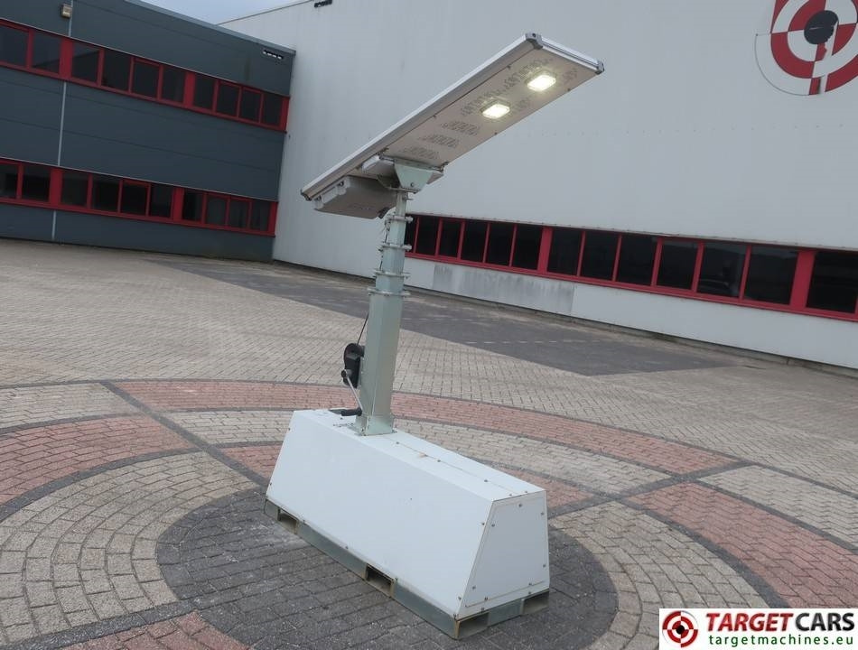 Trime X-Pole 2x25W Led Solar Tower Light - Razsvetljevalni stolp: slika 4 Trime X-Pole 2x25W Led Solar Tower Light - Razsvetljevalni stolp: slika 4