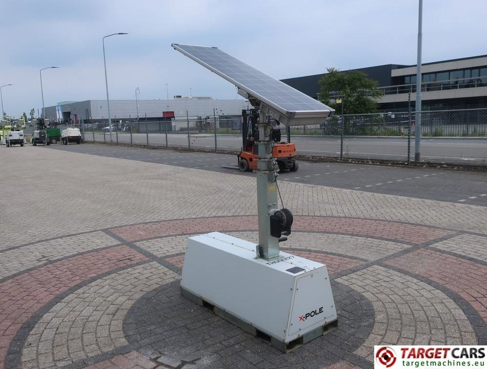 Trime X-Pole Solar Panel 50W Led Tower Light - Razsvetljevalni stolp: slika 2 Trime X-Pole Solar Panel 50W Led Tower Light - Razsvetljevalni stolp: slika 2