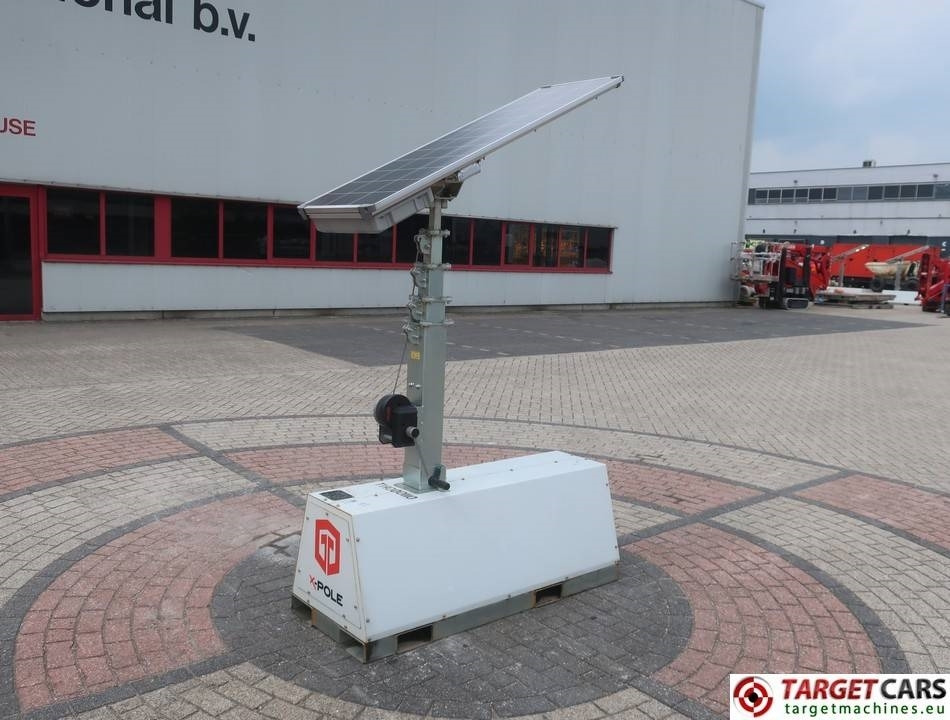 Trime X-Pole Tower Light 2x25W Led Solar Panel - Razsvetljevalni stolp: slika 1 Trime X-Pole Tower Light 2x25W Led Solar Panel - Razsvetljevalni stolp: slika 1