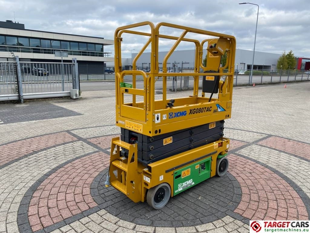 XCMG XG0807AC Electric LI-ION Lithium ScissorLift 780cm - Škarjasta dvižna ploščad: slika 3 XCMG XG0807AC Electric LI-ION Lithium ScissorLift 780cm - Škarjasta dvižna ploščad: slika 3