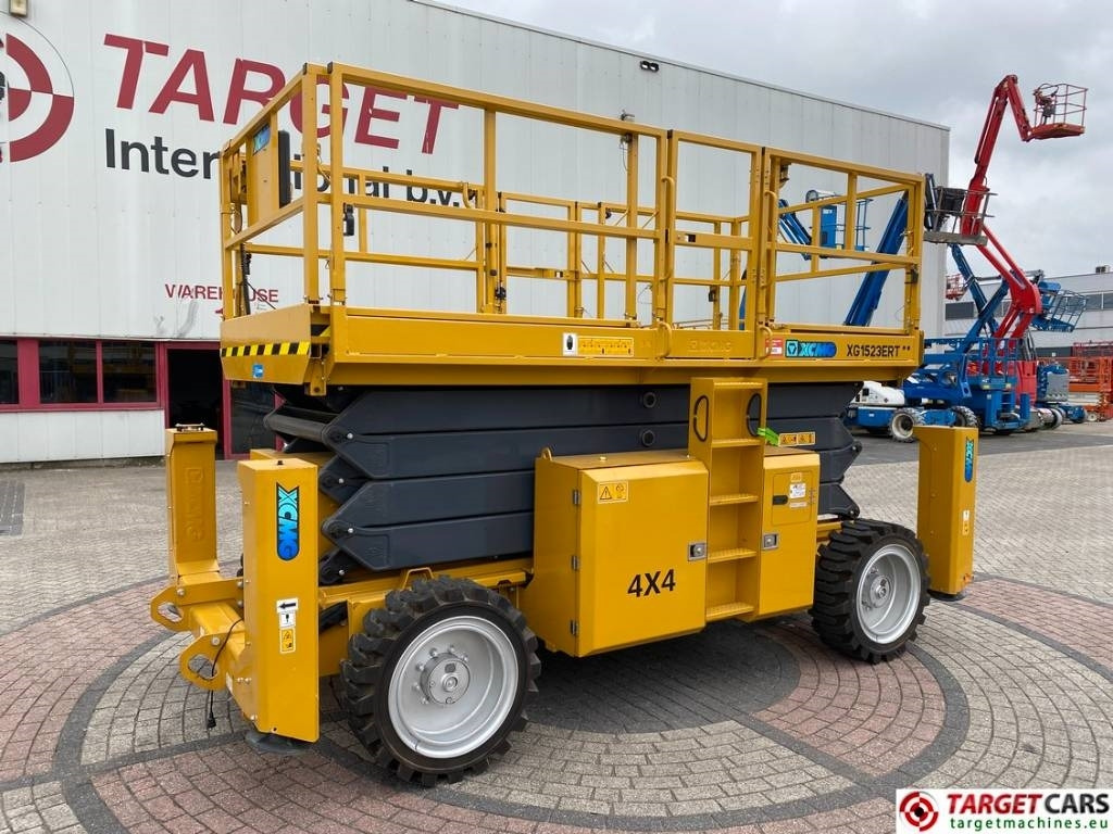 XCMG XG1523ERT Electric 4x4 Scissor Work Lift 1500cm - Škarjasta dvižna ploščad: slika 1 XCMG XG1523ERT Electric 4x4 Scissor Work Lift 1500cm - Škarjasta dvižna ploščad: slika 1