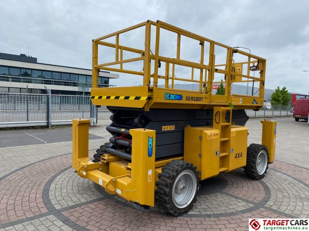 XCMG XG1523ERT Electric 4x4 Scissor Work Lift 1500cm - Škarjasta dvižna ploščad: slika 3 XCMG XG1523ERT Electric 4x4 Scissor Work Lift 1500cm - Škarjasta dvižna ploščad: slika 3