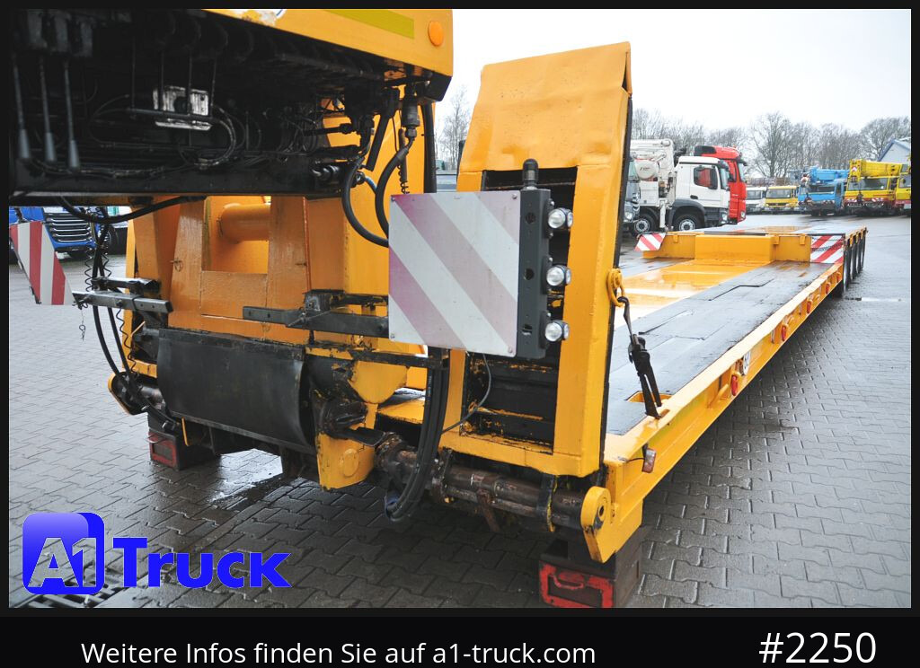 GOLDHOFER 4 Achs Tiefbett, Tieflader, Auffahrrampen, - Nizko noseča polprikolica: slika 5 GOLDHOFER 4 Achs Tiefbett, Tieflader, Auffahrrampen, - Nizko noseča polprikolica: slika 5