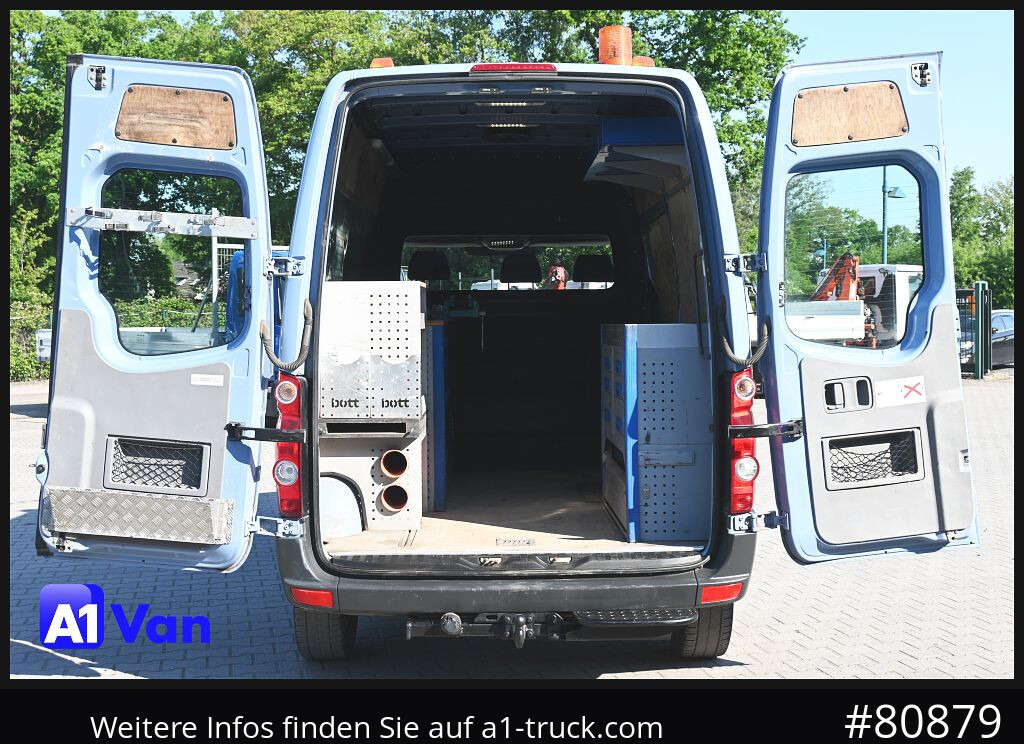 VOLKSWAGEN Crafter 35 L1H2, AHK, Standheizung, Werkstatteinrichtung - Furgon: slika 2 VOLKSWAGEN Crafter 35 L1H2, AHK, Standheizung, Werkstatteinrichtung - Furgon: slika 2