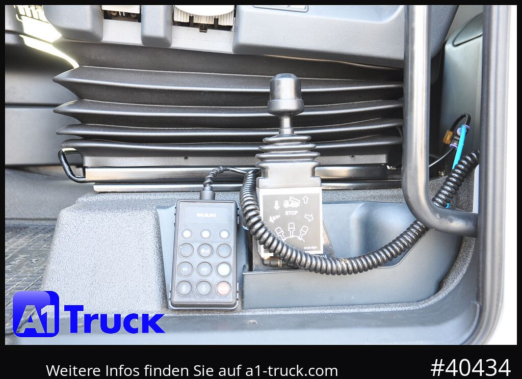 MAN TGX 18,440 XLX Intarder, Hydraulik, ACC - Vlačilec: slika 2 MAN TGX 18,440 XLX Intarder, Hydraulik, ACC - Vlačilec: slika 2