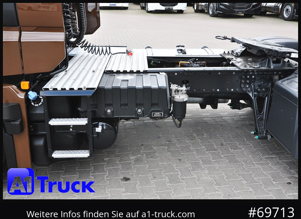 MAN TGX 18,480 BLS Intarder, Standklima, Soundsystem - Vlačilec: slika 2 MAN TGX 18,480 BLS Intarder, Standklima, Soundsystem - Vlačilec: slika 2