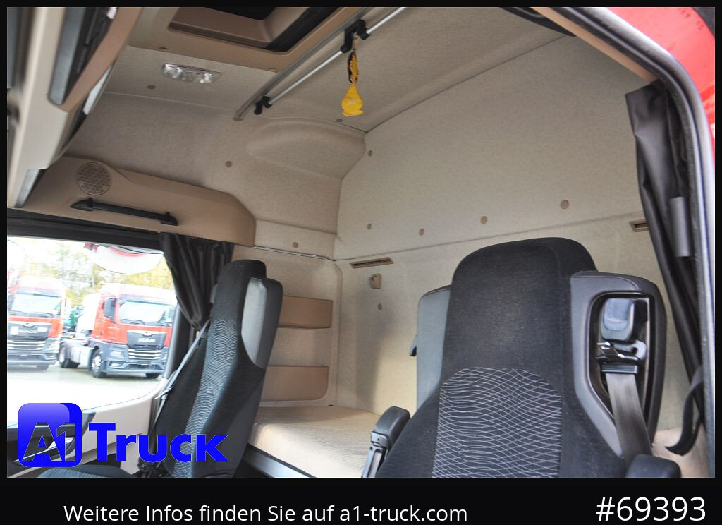 MERCEDES-BENZ Actros 1832, Lowliner, 1 Vorbesitzer - Vlačilec: slika 3 MERCEDES-BENZ Actros 1832, Lowliner, 1 Vorbesitzer - Vlačilec: slika 3