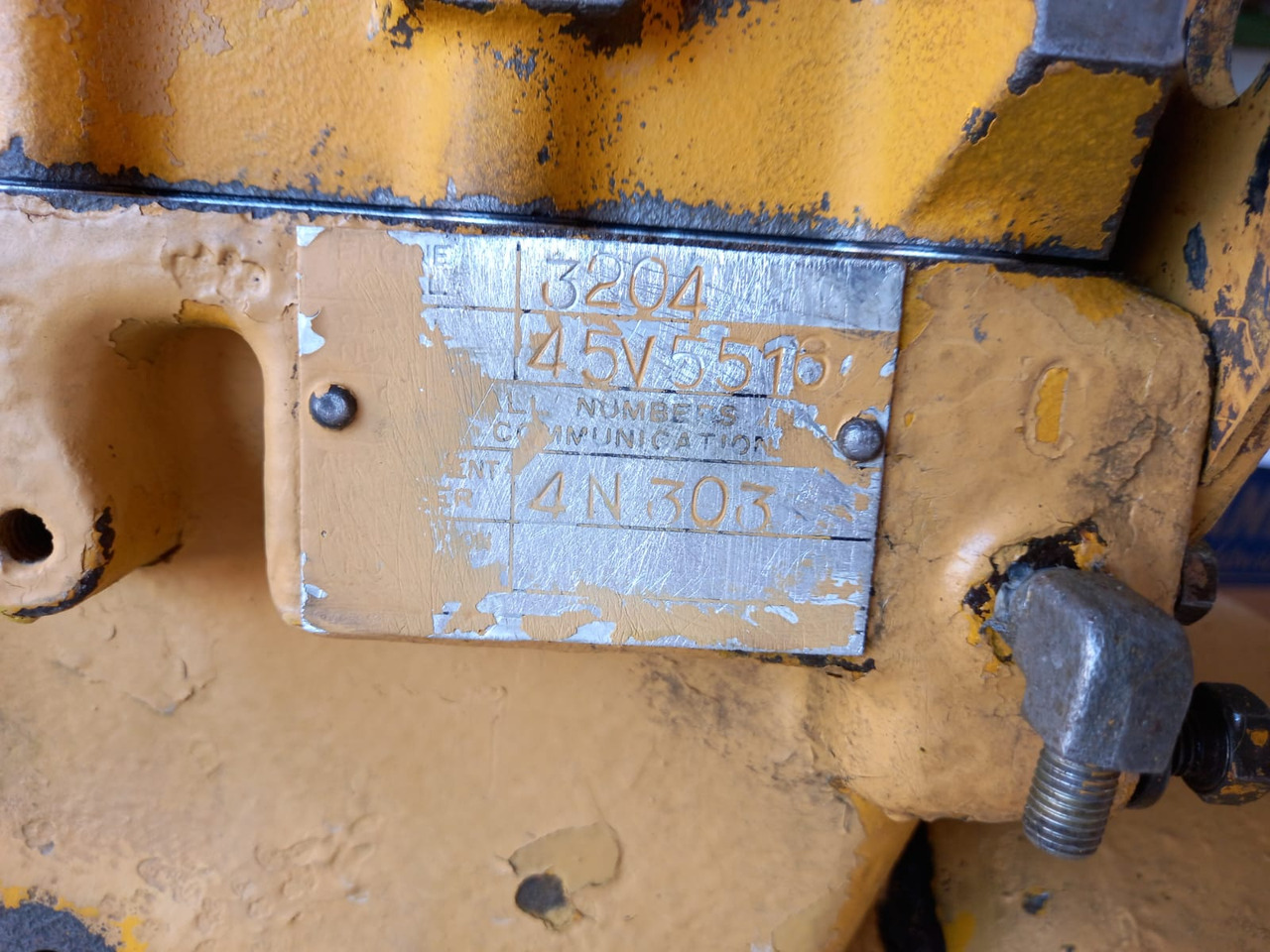 Caterpillar 3204 MOTORE REVISIONATO - Motor in deli za Gradbeni stroj: slika 4 Caterpillar 3204 MOTORE REVISIONATO - Motor in deli za Gradbeni stroj: slika 4