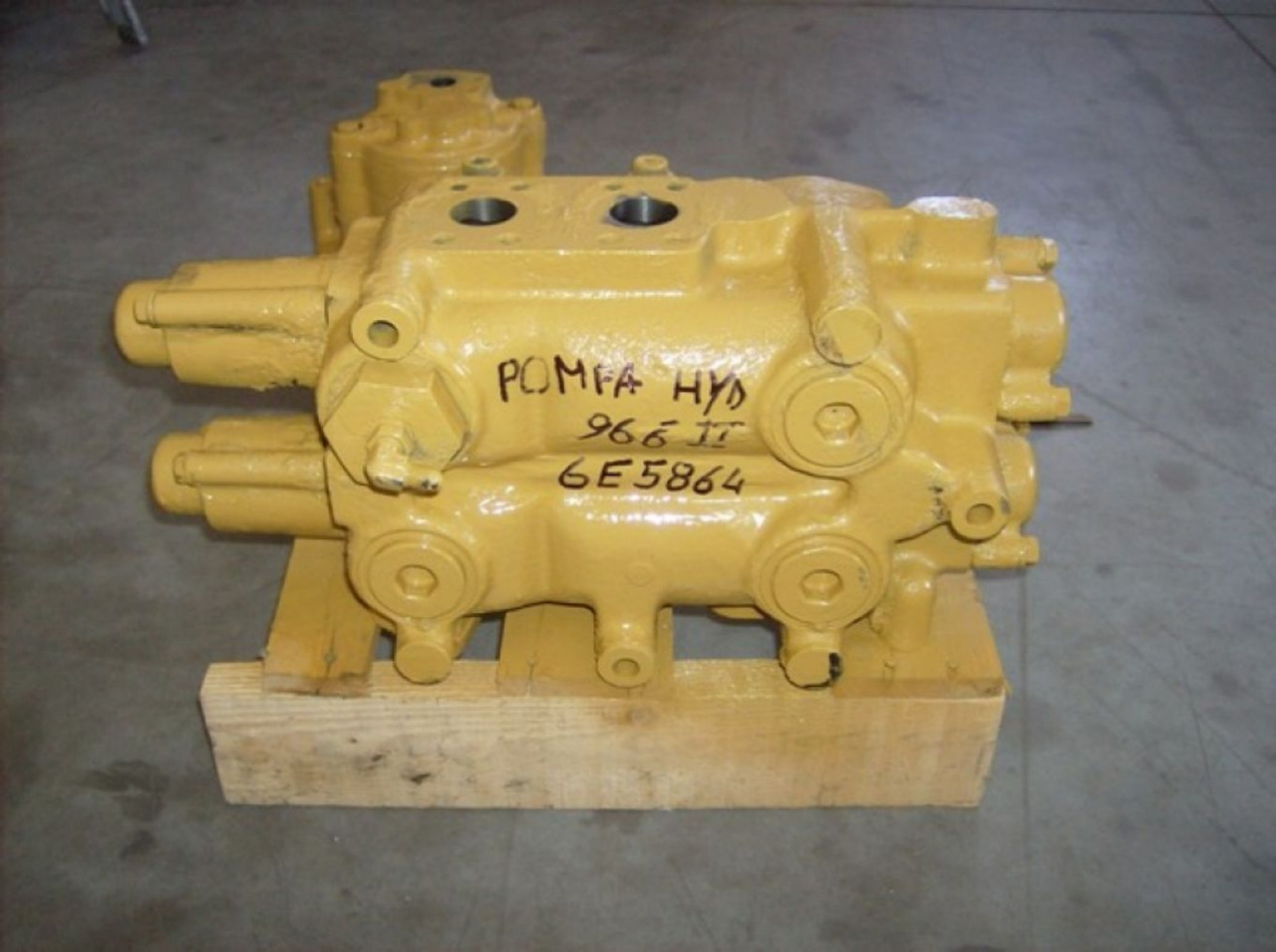 Caterpillar 966F II VALVOLA DISTRIBUTORE - Ventil za Gradbeni stroj: slika 2 Caterpillar 966F II VALVOLA DISTRIBUTORE - Ventil za Gradbeni stroj: slika 2