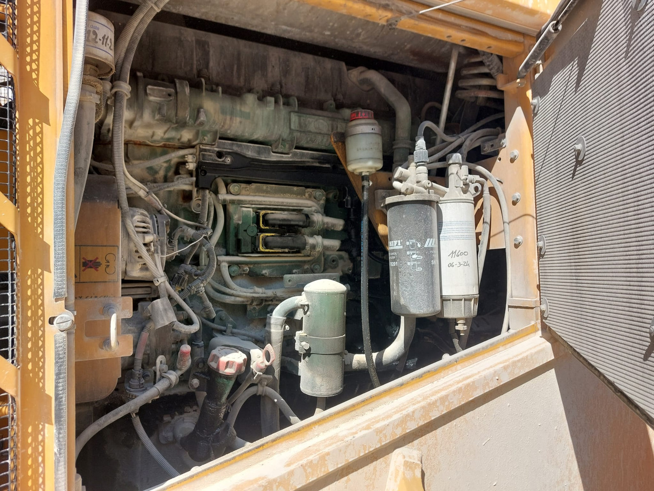 Kolesni nakladalec KAWASAKI 115ZV-2: slika 8