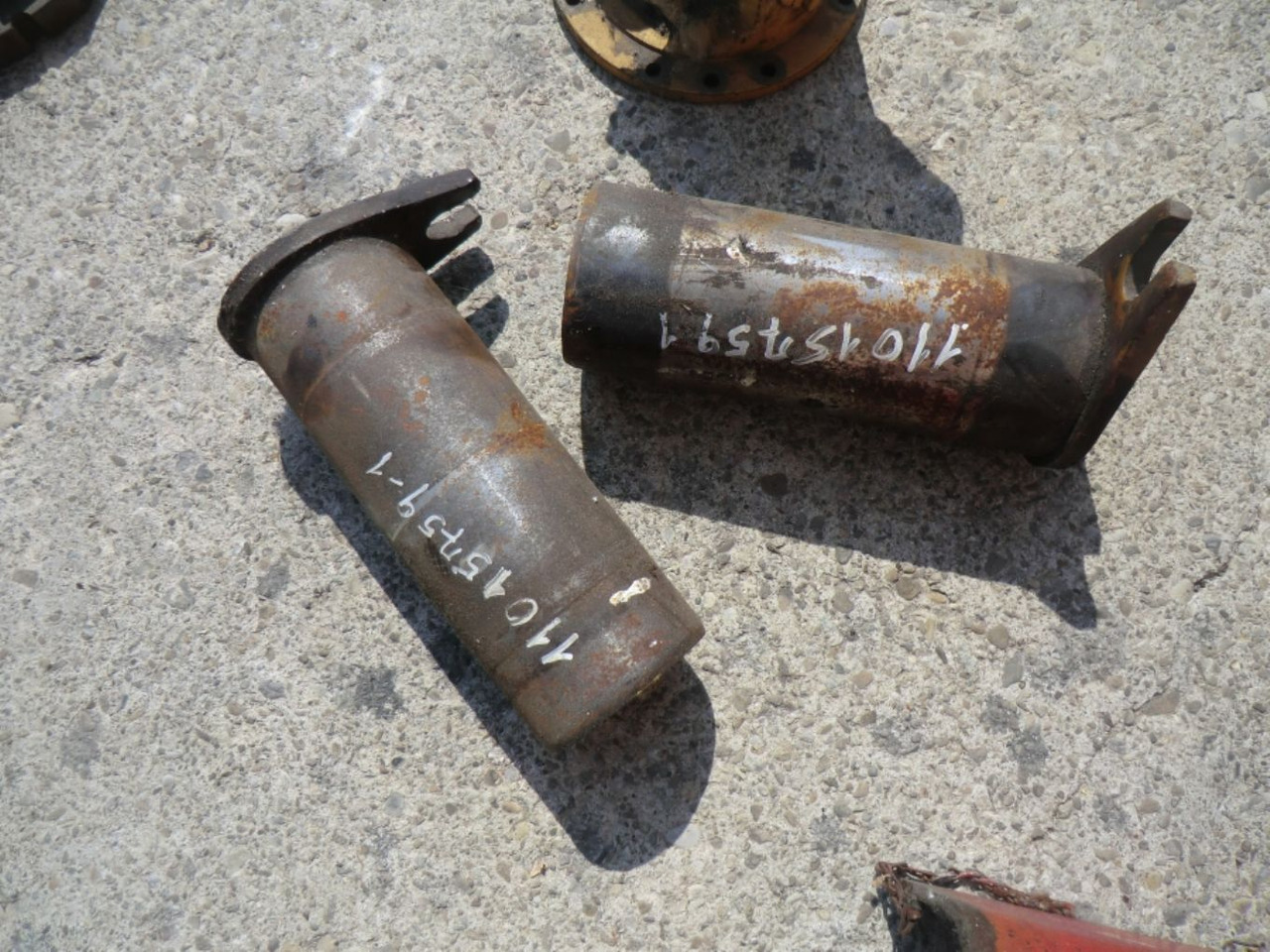 VOLVO L120C PERNO DEL BRACCIO - Karoserija in zunanjost za Gradbeni stroj: slika 1 VOLVO L120C PERNO DEL BRACCIO - Karoserija in zunanjost za Gradbeni stroj: slika 1