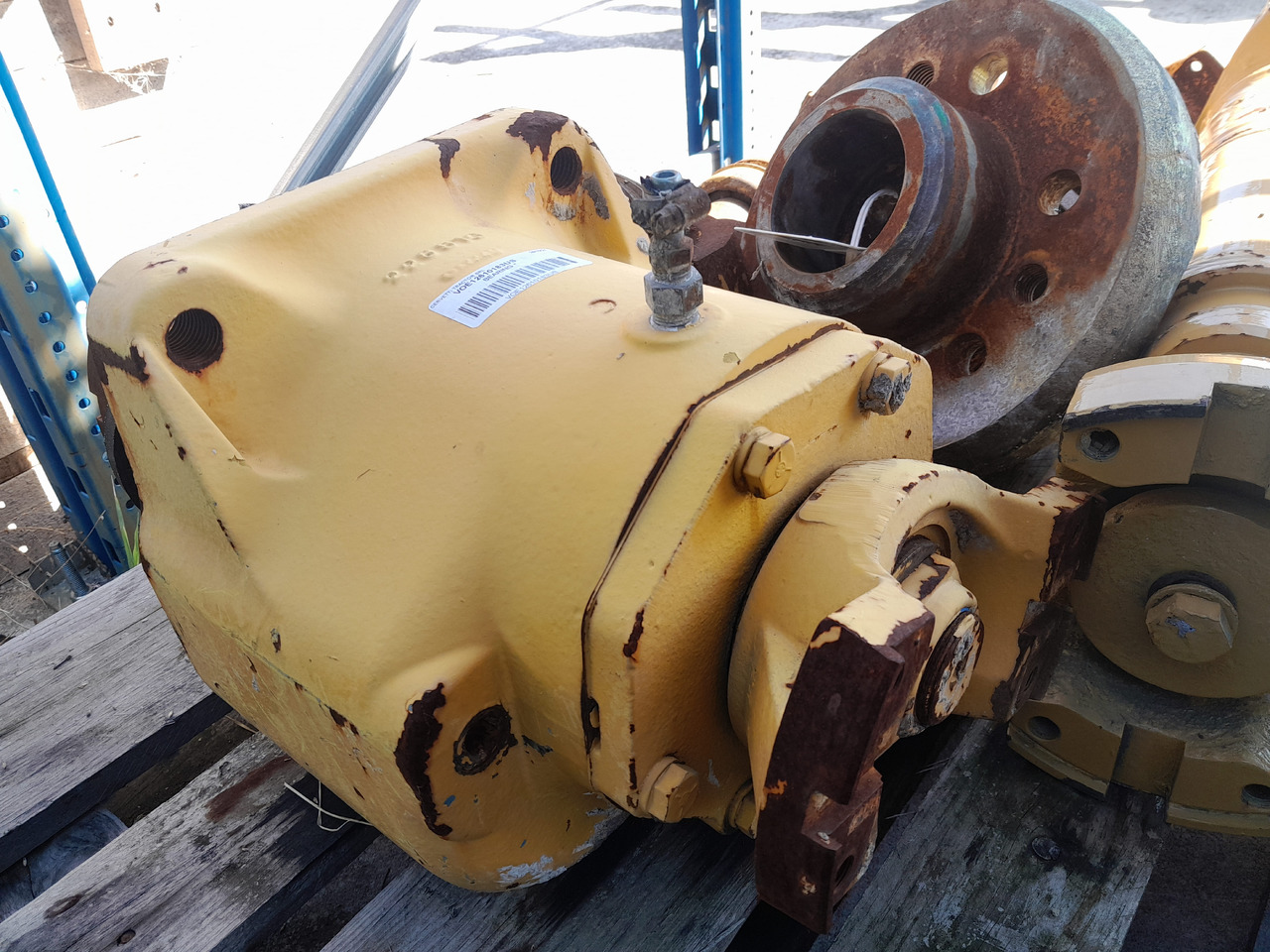 VOLVO L330E SUPPORT BEARING PROPELLER SHAFT - Transmission za Gradbeni stroj: slika 1 VOLVO L330E SUPPORT BEARING PROPELLER SHAFT - Transmission za Gradbeni stroj: slika 1