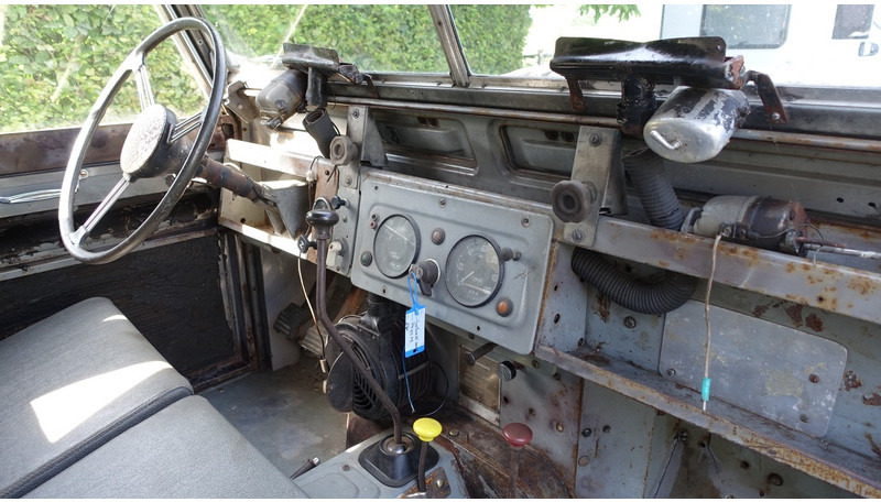 Avtomobil Land Rover 88 Serie II Benzine: slika 8
