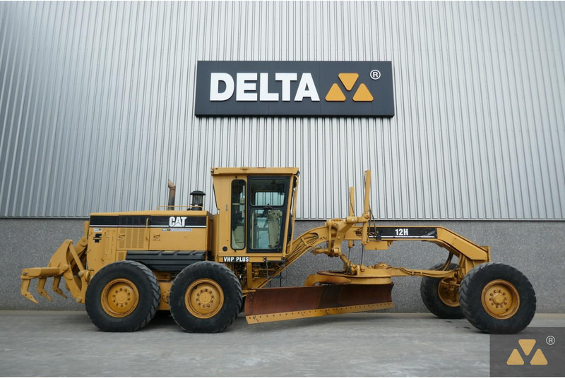 Caterpillar 12H - Greder: slika 2 Caterpillar 12H - Greder: slika 2