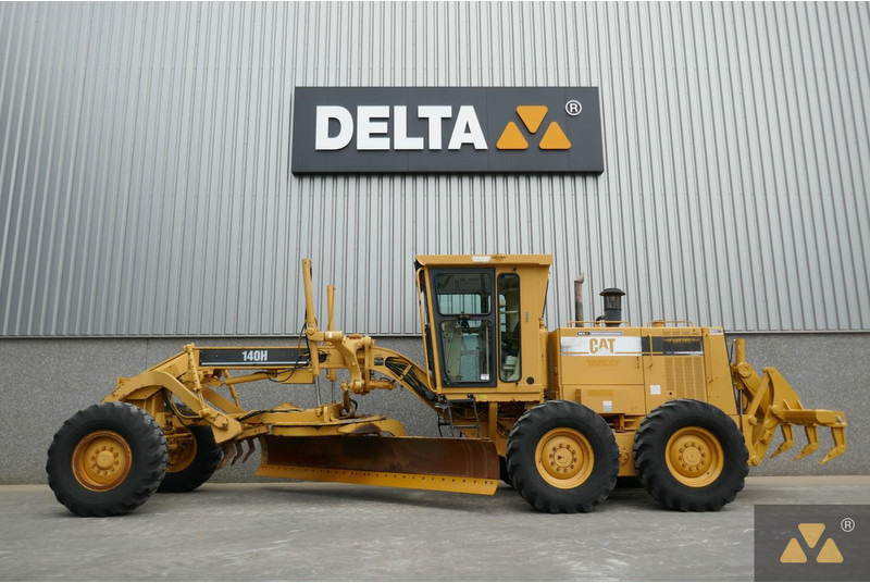 Caterpillar 140H - Greder: slika 1 Caterpillar 140H - Greder: slika 1
