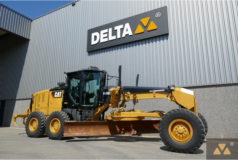 Caterpillar 140M3 - Greder: slika 3 Caterpillar 140M3 - Greder: slika 3