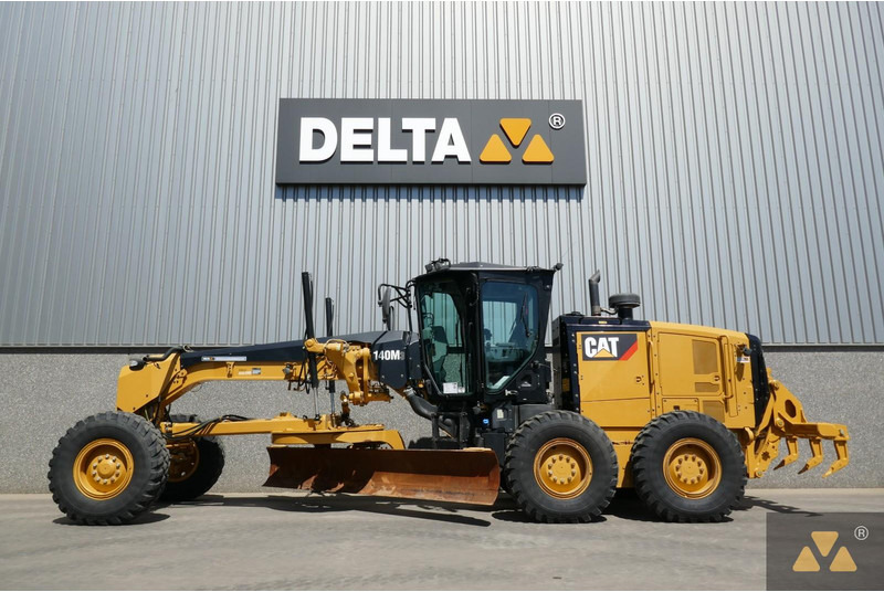 Caterpillar 140M3 - Greder: slika 1 Caterpillar 140M3 - Greder: slika 1