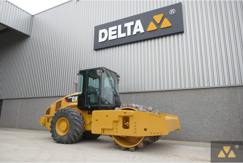 Caterpillar CP76 - Valjar: slika 3 Caterpillar CP76 - Valjar: slika 3