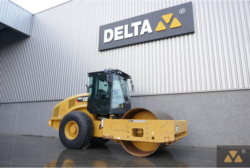 Caterpillar CS64B - Valjar: slika 3 Caterpillar CS64B - Valjar: slika 3