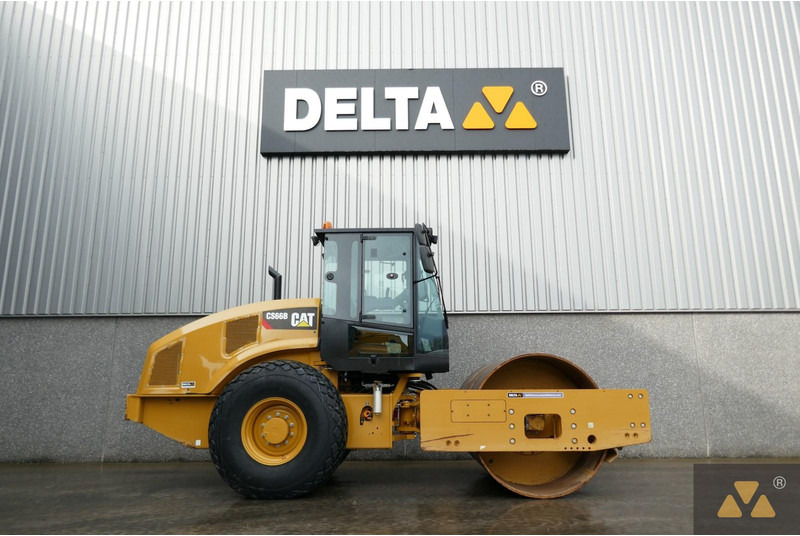 Caterpillar CS66B - Valjar: slika 2 Caterpillar CS66B - Valjar: slika 2