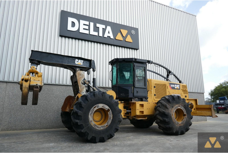 Caterpillar 525D - Gozdarska oprema: slika 5 Caterpillar 525D - Gozdarska oprema: slika 5