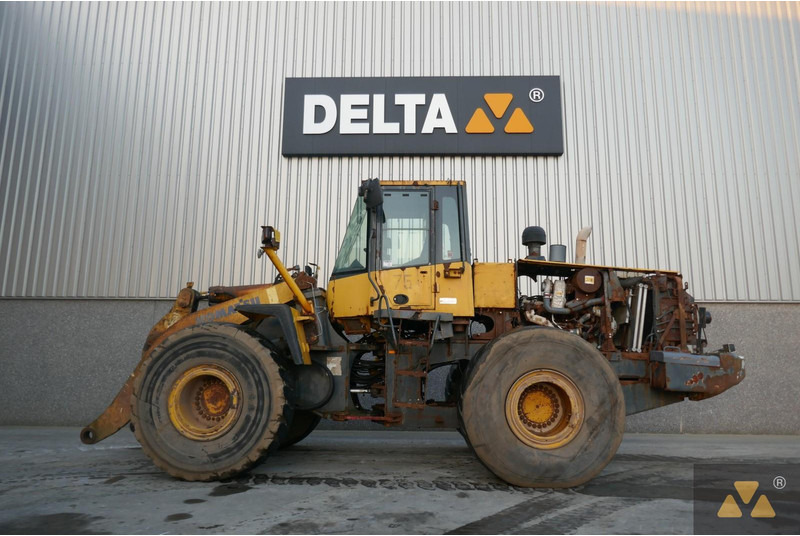 Komatsu WA470-6 - Kolesni nakladalec: slika 1 Komatsu WA470-6 - Kolesni nakladalec: slika 1