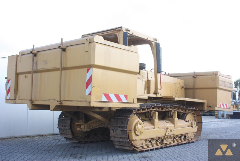 Caterpillar D6E Fuel tanker - Tovornjak: slika 5 Caterpillar D6E Fuel tanker - Tovornjak: slika 5