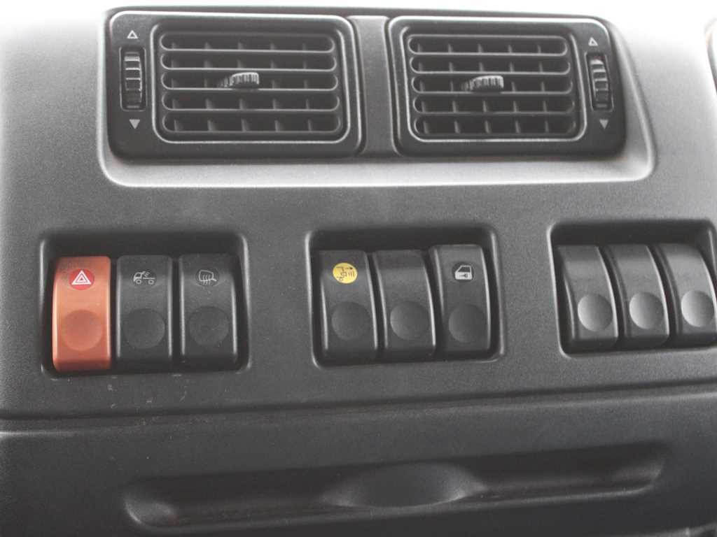 DAF FA LF 45.170 E10, EURO 3 lizing DAF FA LF 45.170 E10, EURO 3: slika 11