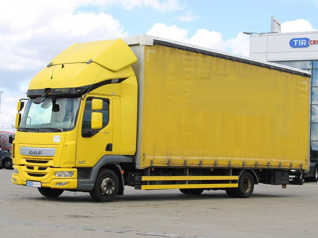 DAF LF 220FA, EURO 6, SLEEPING CABIN - Tovornjak s ponjavo: slika 1 DAF LF 220FA, EURO 6, SLEEPING CABIN - Tovornjak s ponjavo: slika 1