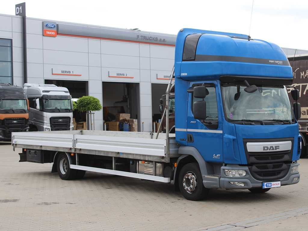 DAF LF 260, SLEEPING CABIN, EURO 6, PNEU 80% - Tovornjak s kesonom: slika 2 DAF LF 260, SLEEPING CABIN, EURO 6, PNEU 80% - Tovornjak s kesonom: slika 2