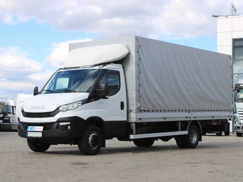 Iveco DAILY 70C17, SIDEWALLS, PNEU 80%, EURO 5, CAMERA - Furgon: slika 1 Iveco DAILY 70C17, SIDEWALLS, PNEU 80%, EURO 5, CAMERA - Furgon: slika 1