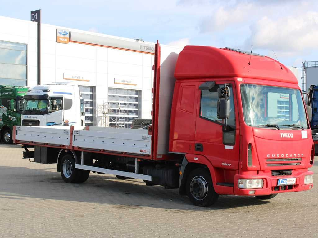 Iveco EUROCARGO ML 90E17, EURO 3, PNEU 80% - Tovornjak s ponjavo: slika 2 Iveco EUROCARGO ML 90E17, EURO 3, PNEU 80% - Tovornjak s ponjavo: slika 2