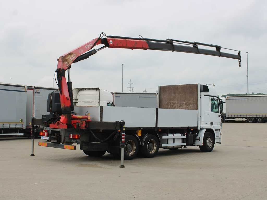 Mercedes-Benz Actros 2644, 6X4, EURO 4, CRANE FASSI F210 - Tovornjak z dvigalom: slika 3 Mercedes-Benz Actros 2644, 6X4, EURO 4, CRANE FASSI F210 - Tovornjak z dvigalom: slika 3