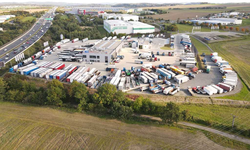 Others KADATEC KA350C, LIFTING AXLE, LPG - PROPANE BUTANE, ADR, 53m³ - Polprikolica cisterna: slika 2 Others KADATEC KA350C, LIFTING AXLE, LPG - PROPANE BUTANE, ADR, 53m³ - Polprikolica cisterna: slika 2