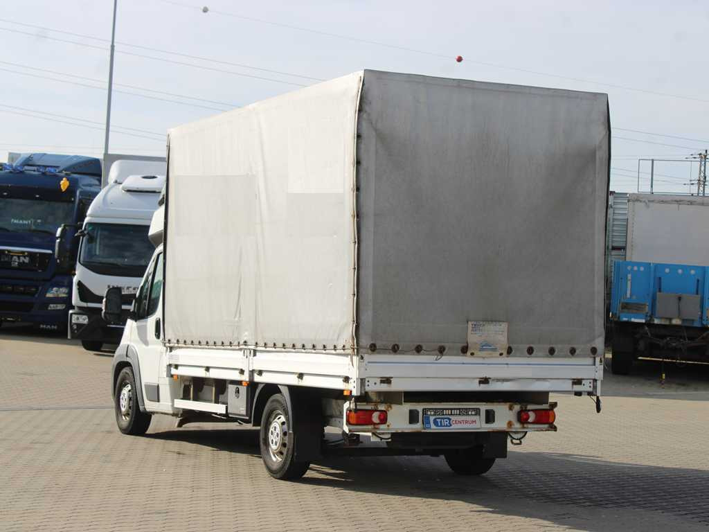 Peugeot Boxer, EURO 6, SIDE PANEL, TIRES 80% - Dostavno vozilo s ponjavo: slika 5 Peugeot Boxer, EURO 6, SIDE PANEL, TIRES 80% - Dostavno vozilo s ponjavo: slika 5