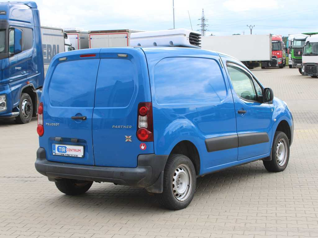 Peugeot PEUGEOT PARTNER, 4X4, CARRIER NEOS 100 - Hladilno vozilo: slika 4 Peugeot PEUGEOT PARTNER, 4X4, CARRIER NEOS 100 - Hladilno vozilo: slika 4