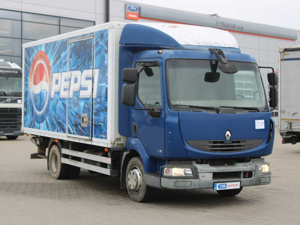 Renault MIDLUM 160.10, EURO 4, HYDRAULIC FRONT, TIRE 80% - Tovornjak zabojnik: slika 3 Renault MIDLUM 160.10, EURO 4, HYDRAULIC FRONT, TIRE 80% - Tovornjak zabojnik: slika 3