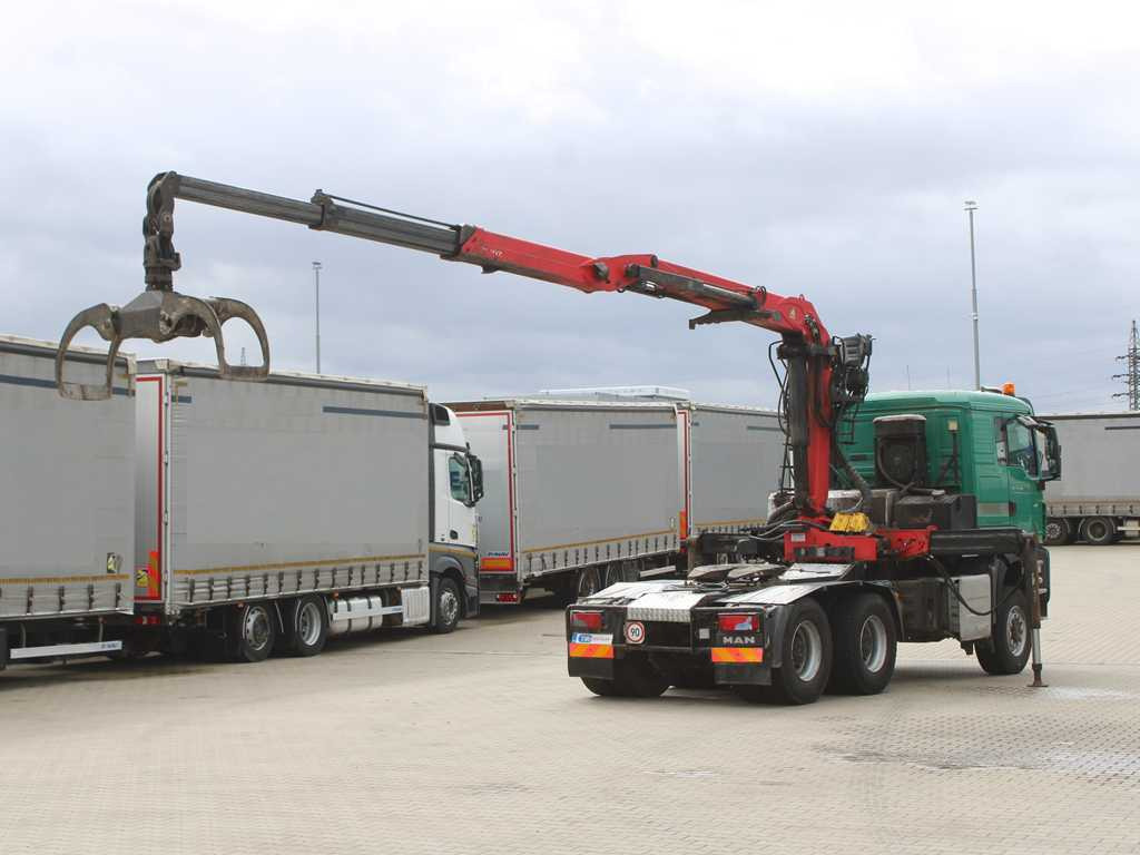 MAN TGS 33.500, 6X6, EURO 6, RETARDER, PALFINGER HYDRAULIC ARM Q170Z96 - Vlačilec: slika 4 MAN TGS 33.500, 6X6, EURO 6, RETARDER, PALFINGER HYDRAULIC ARM Q170Z96 - Vlačilec: slika 4