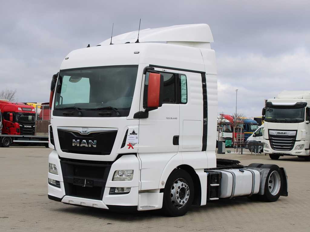 MAN TGX 18.440, LOW DECK, EURO 6 - Vlačilec: slika 1 MAN TGX 18.440, LOW DECK, EURO 6 - Vlačilec: slika 1