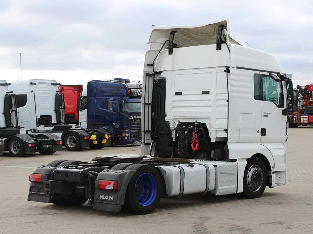 MAN TGX 18.440, LOW DECK, EURO 6 - Vlačilec: slika 4 MAN TGX 18.440, LOW DECK, EURO 6 - Vlačilec: slika 4