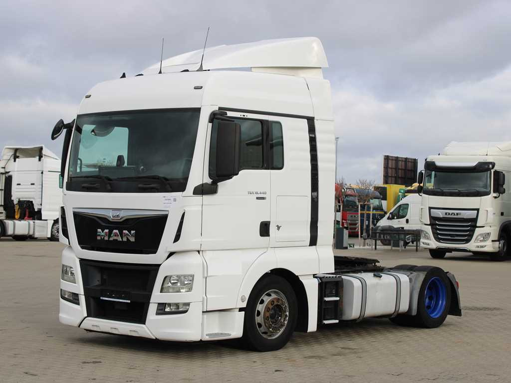 MAN TGX 18.440, LOW DECK, EURO 6 - Vlačilec: slika 1 MAN TGX 18.440, LOW DECK, EURO 6 - Vlačilec: slika 1
