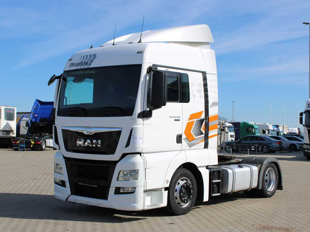 MAN TGX 18.440, LOW DECK, EURO 6 - Vlačilec: slika 1 MAN TGX 18.440, LOW DECK, EURO 6 - Vlačilec: slika 1