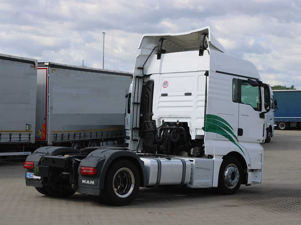 MAN TGX 18.460, LOWDECK, EURO 6, SEC.AIR CONDITIONIN - Vlačilec: slika 3 MAN TGX 18.460, LOWDECK, EURO 6, SEC.AIR CONDITIONIN - Vlačilec: slika 3